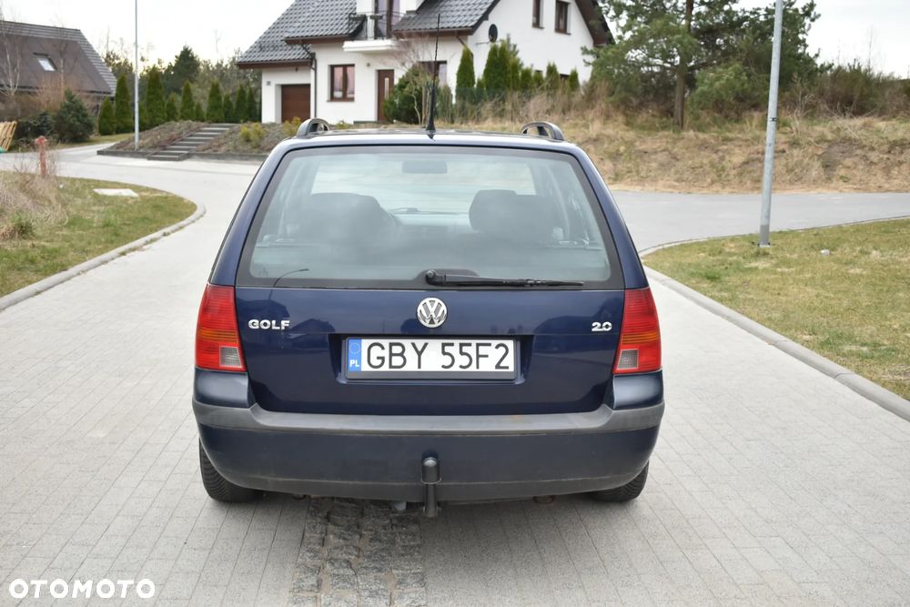 Volkswagen Golf - 14