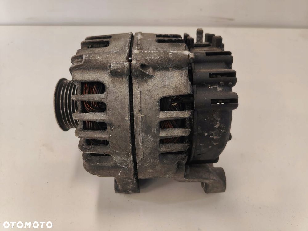 bmw x1 e84 2.0d 7802261 fg18s019 alternator kompletny - 1
