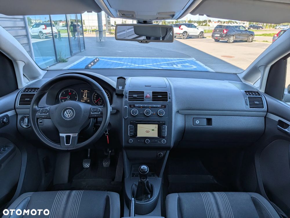 Volkswagen Touran 2.0 TDI DPF BlueMotion Technology MATCH - 5