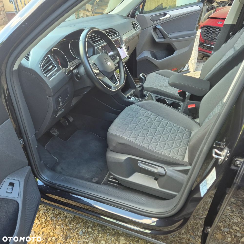 Volkswagen Tiguan 1.5 TSI EVO Trendline - 12