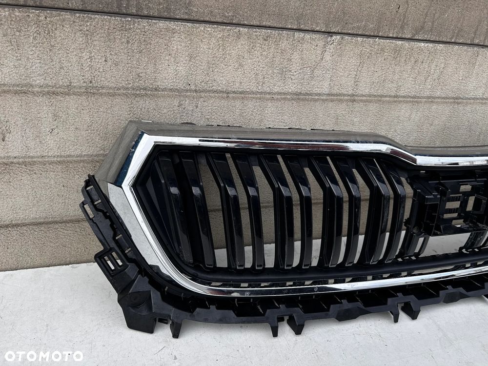 SKODA KODIAQ 565 GRILL ATRAPA RADAR 565853653G 565807723A 565807724A - 3