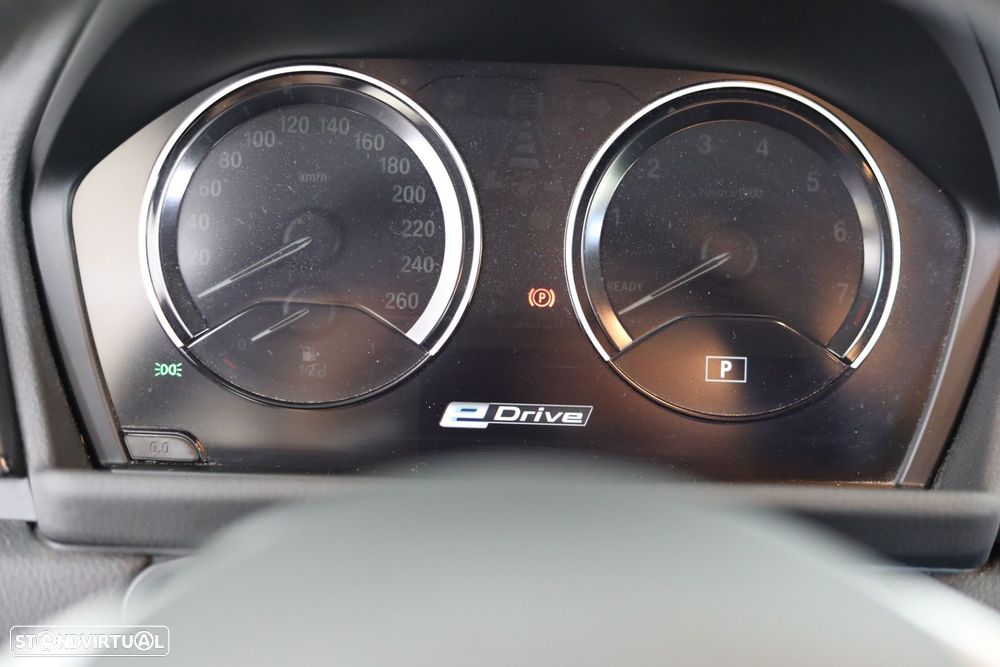 BMW 225xe Active Tourer Advantage - 27