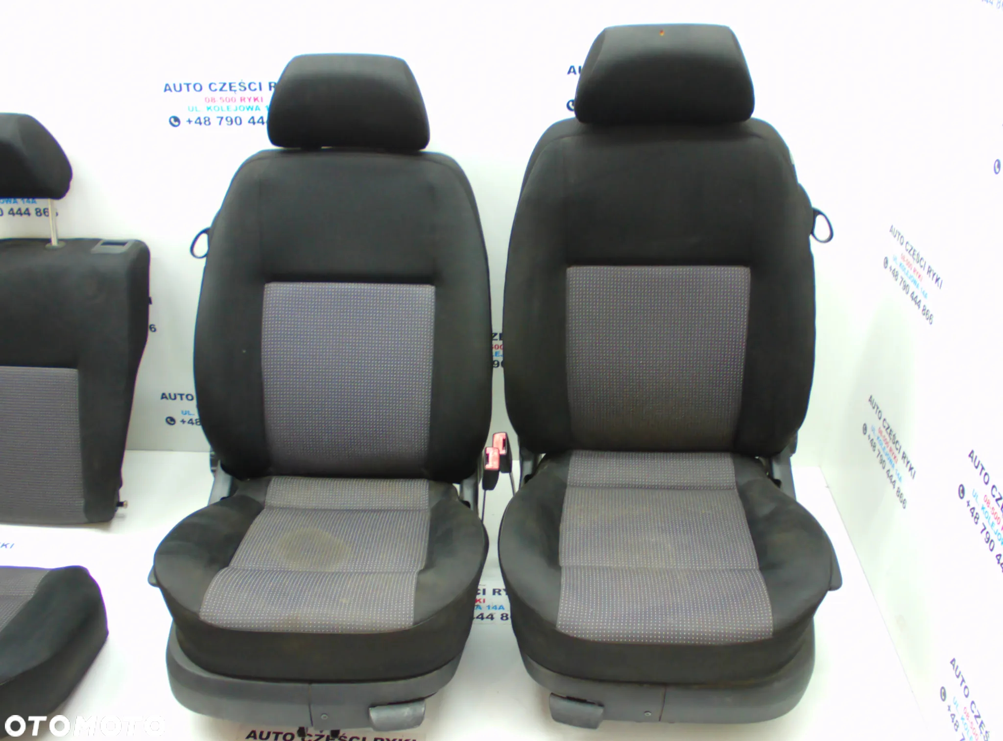 VW Golf 4 Fotele Siedzenia kanapa - 2