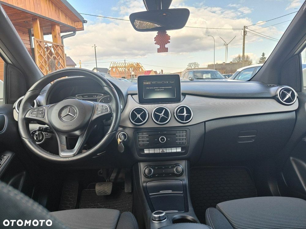 Mercedes-Benz Klasa B 180 d 7G-DCT Edition - 8