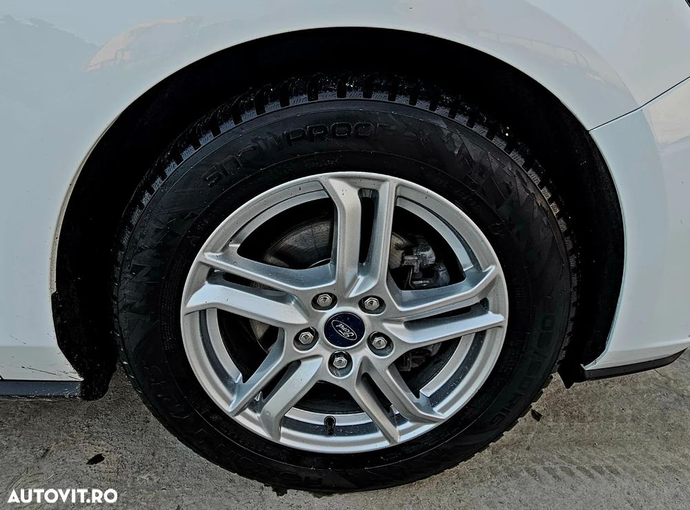 Ford Focus 1.5 EcoBlue Titanium Business - 6