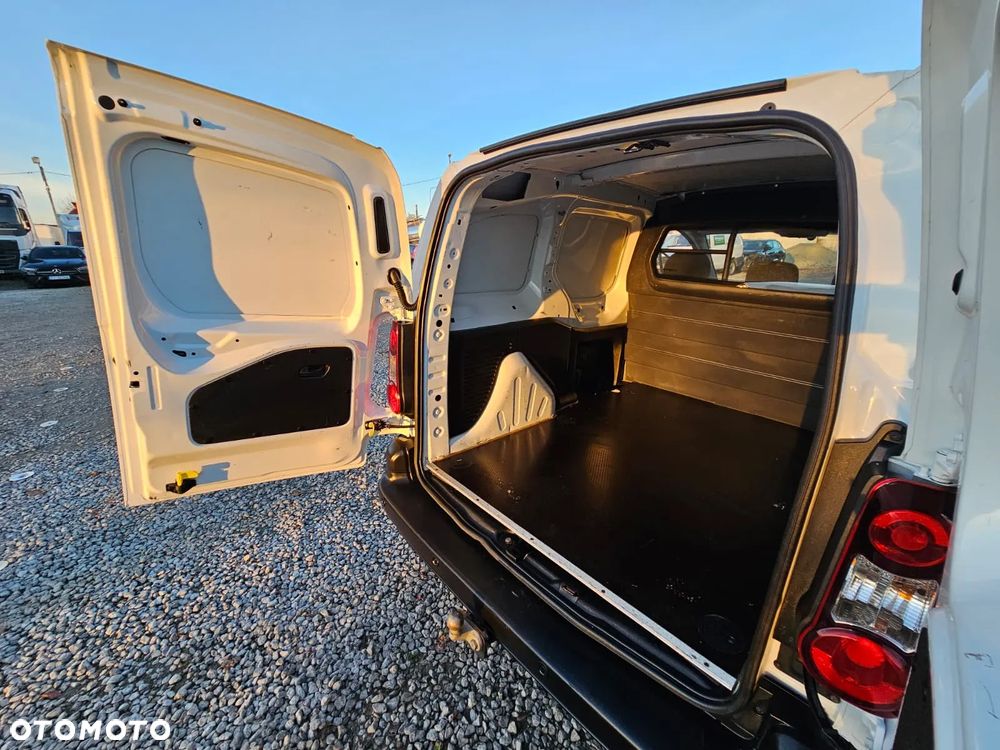 Peugeot Partner - 24