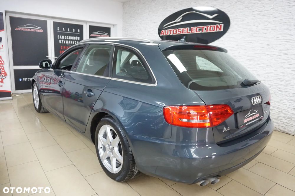 Audi A4 Avant 2.0 TDI - 10