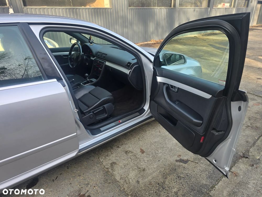 Audi A4 Limousine 1.8T - 13