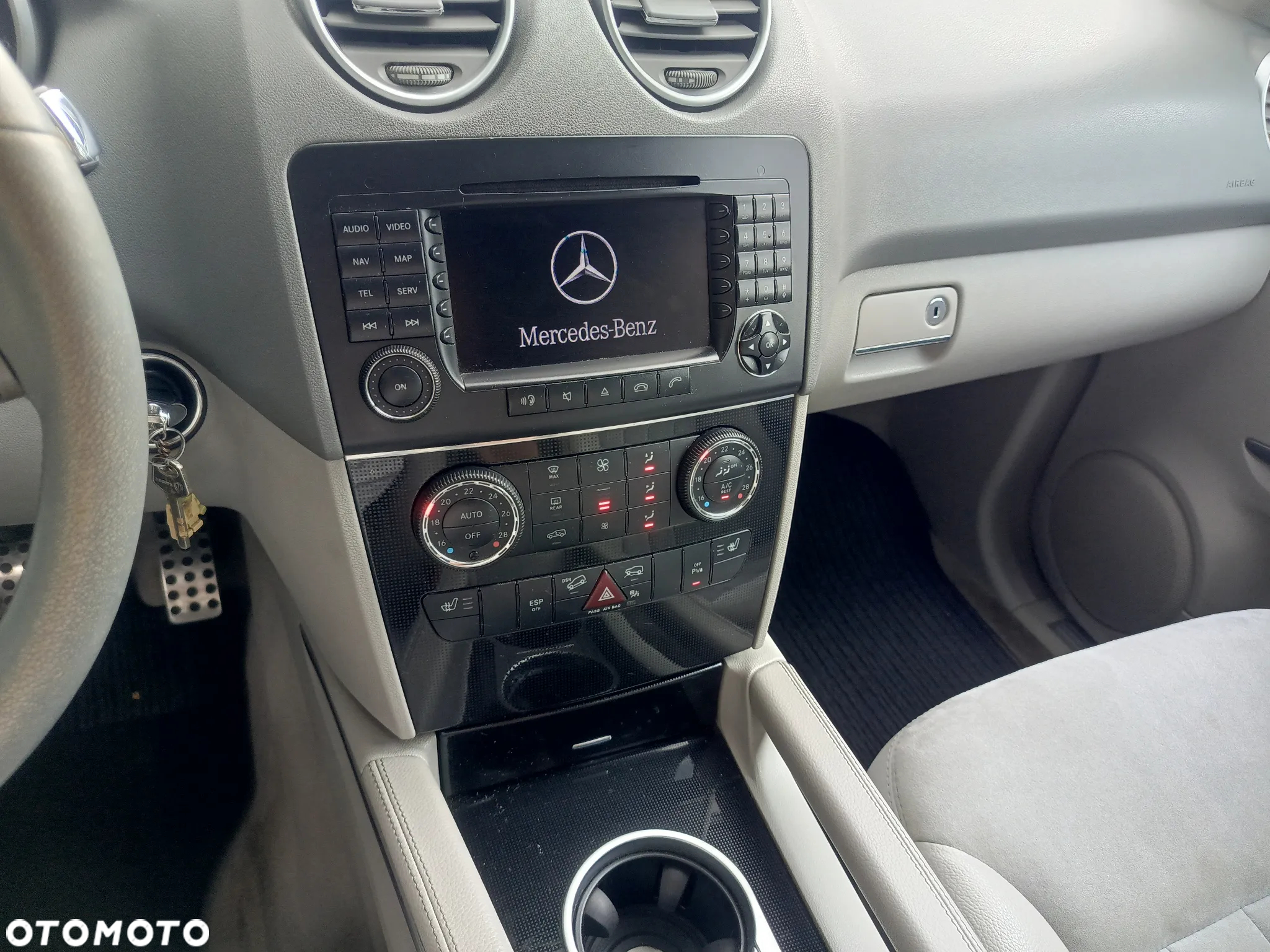 Mercedes-Benz ML 350 4-Matic - 6