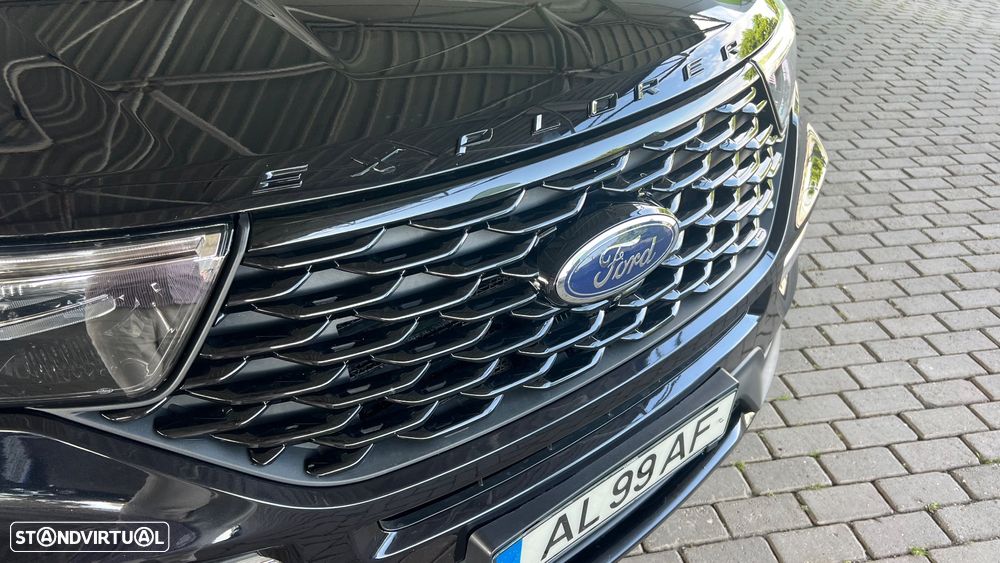 Ford Explorer 3.0 EcoBoost PHEV ST-Line - 28