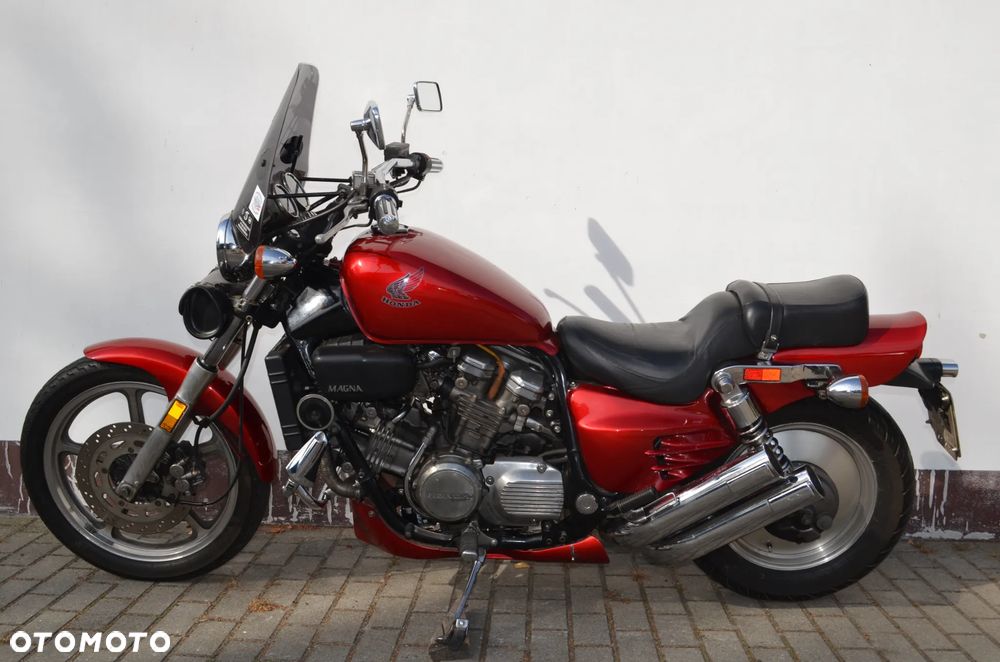 Honda VF - 19