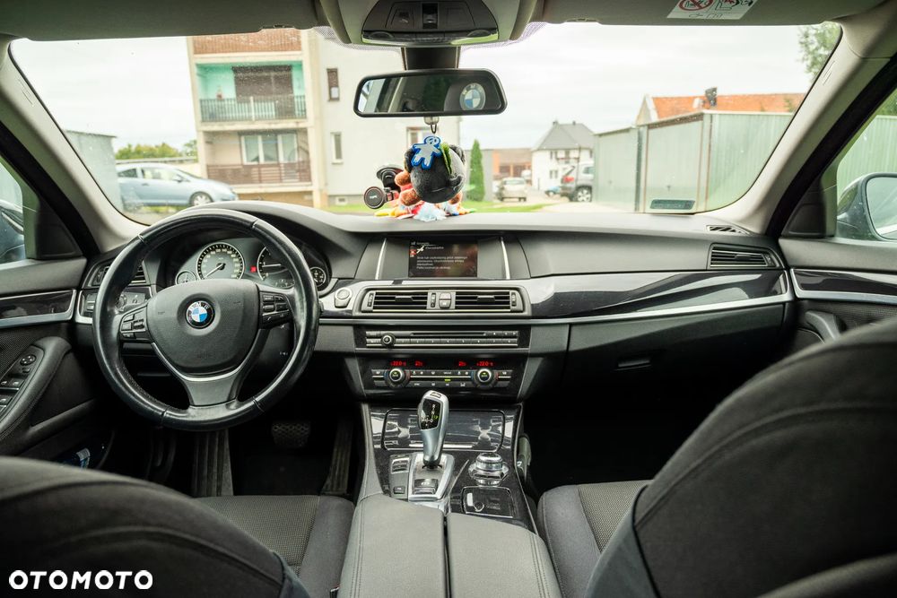 BMW Seria 5 520d Efficient Dynamics Edition - 6