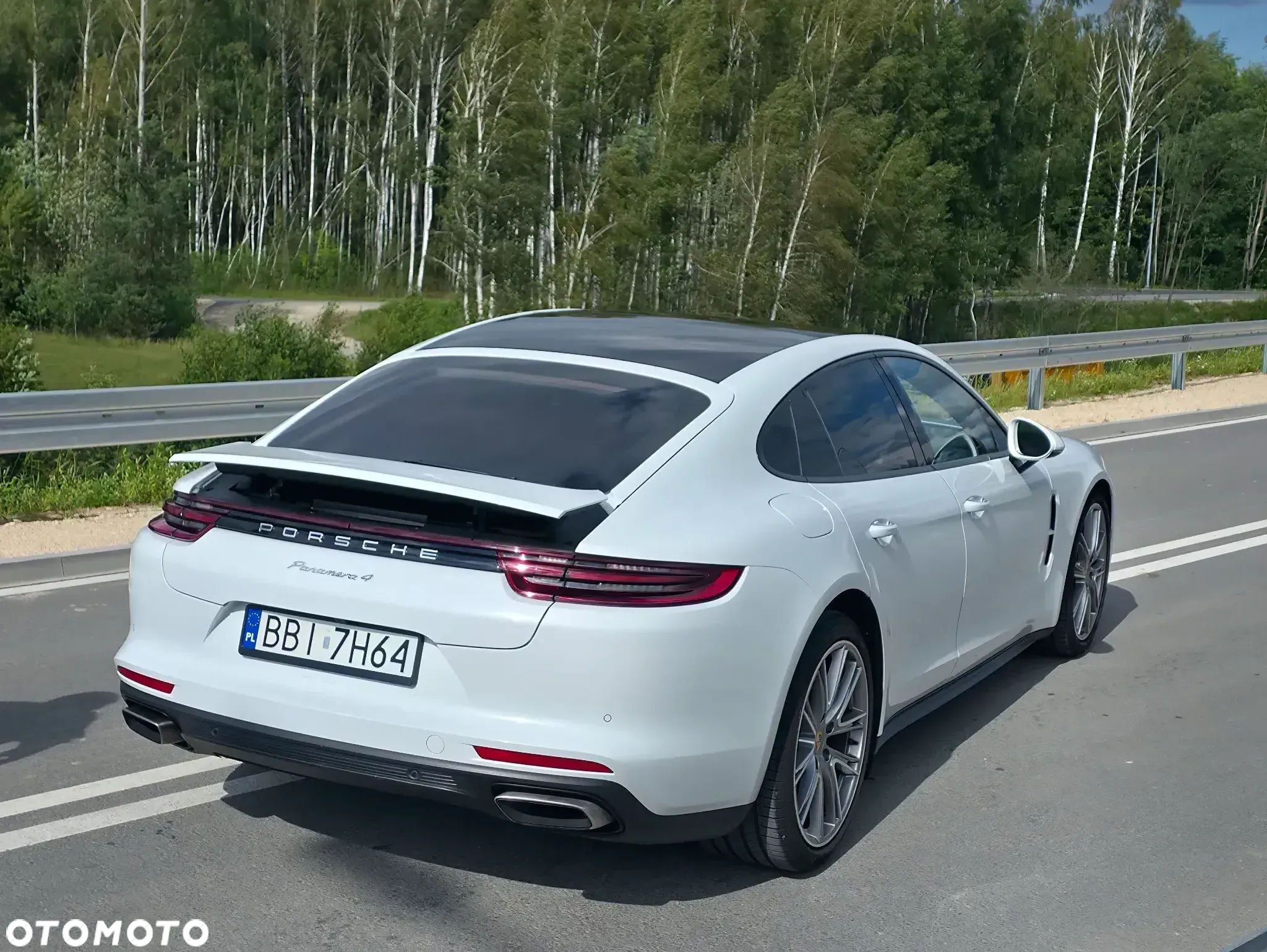 Porsche Panamera 4 Executive - 5