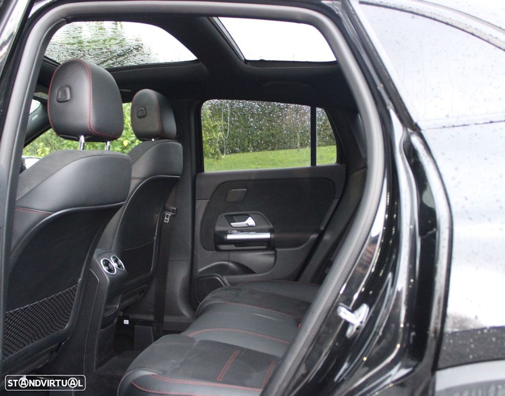 Mercedes-Benz GLA 250 e 8G-DCT AMG Line - 13