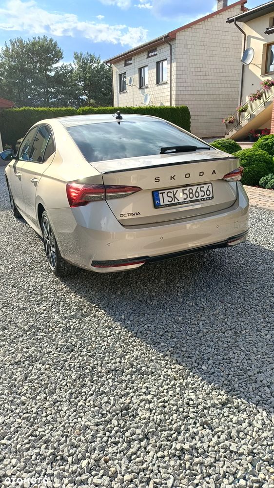 Skoda Octavia 1.5 TSI mHEV Sportline DSG - 6