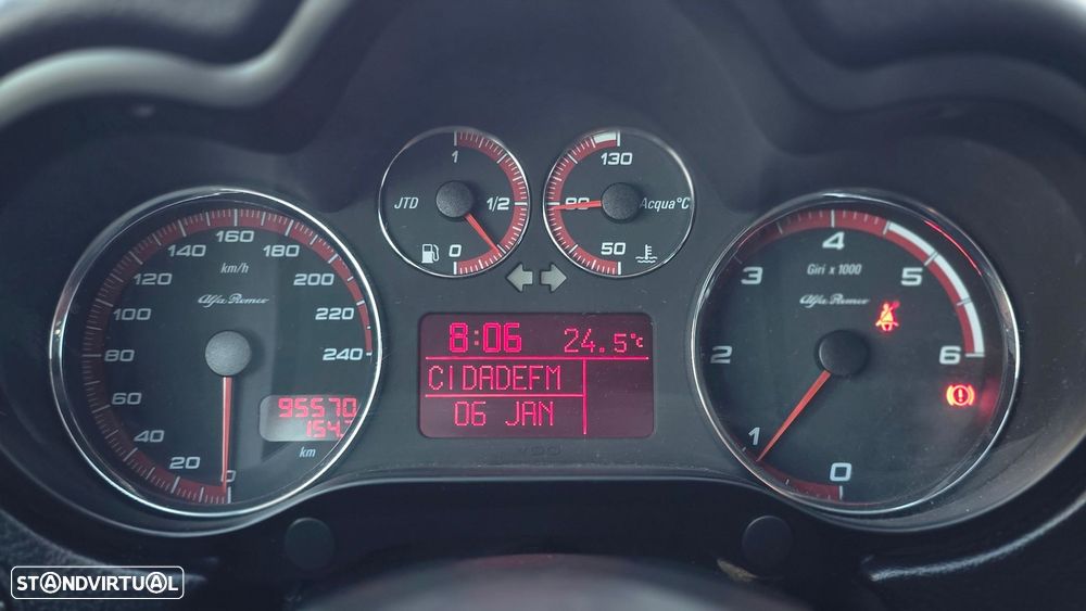 Alfa Romeo GT 1.9 JTD M-JET Q2 - 38