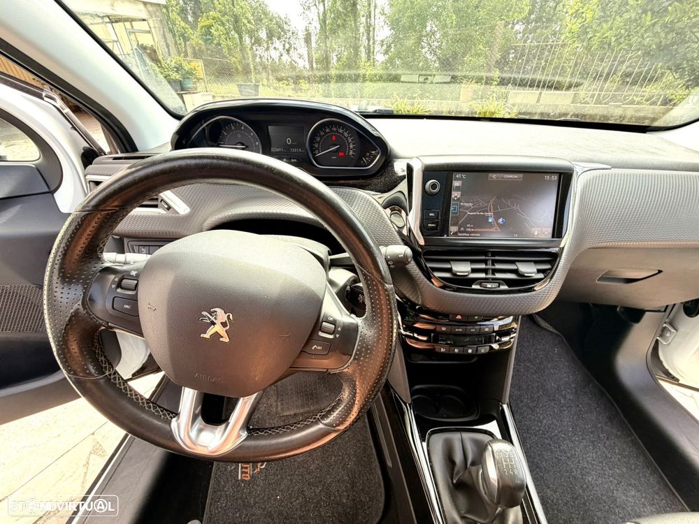Peugeot 2008 1.2 PureTech Crossway - 27