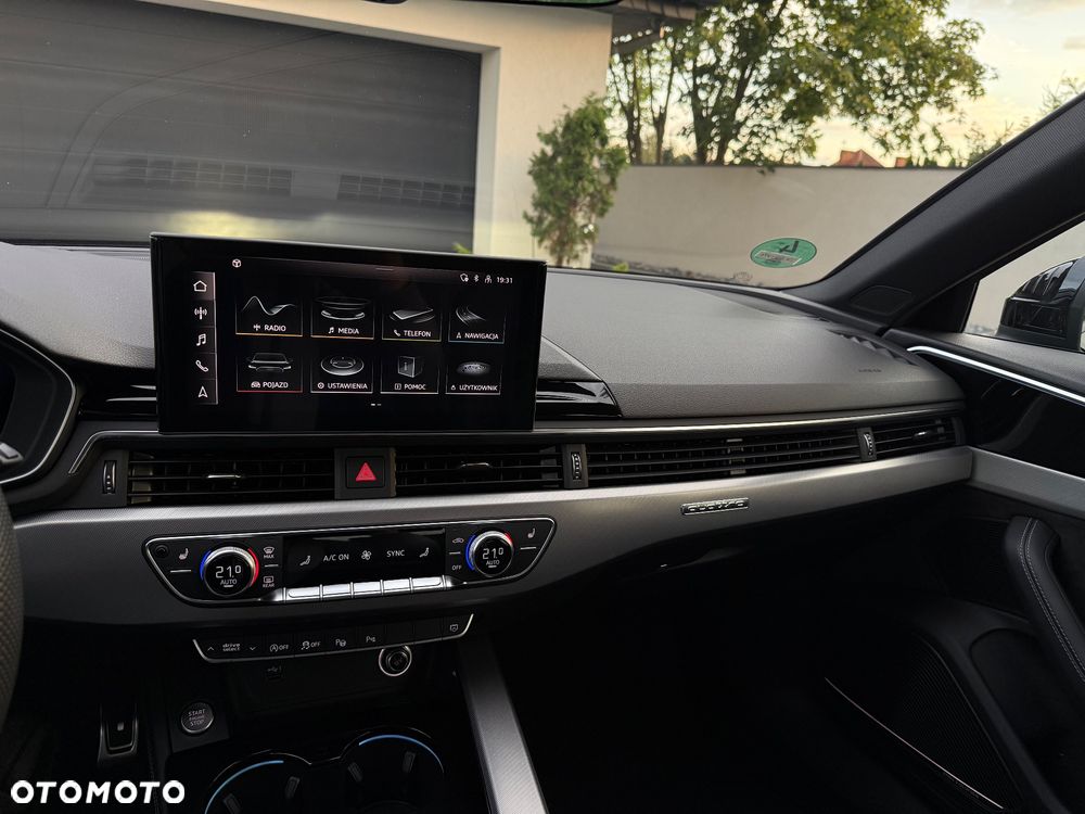 Audi A4 Avant 45 TDI quattro tiptronic S line - 25
