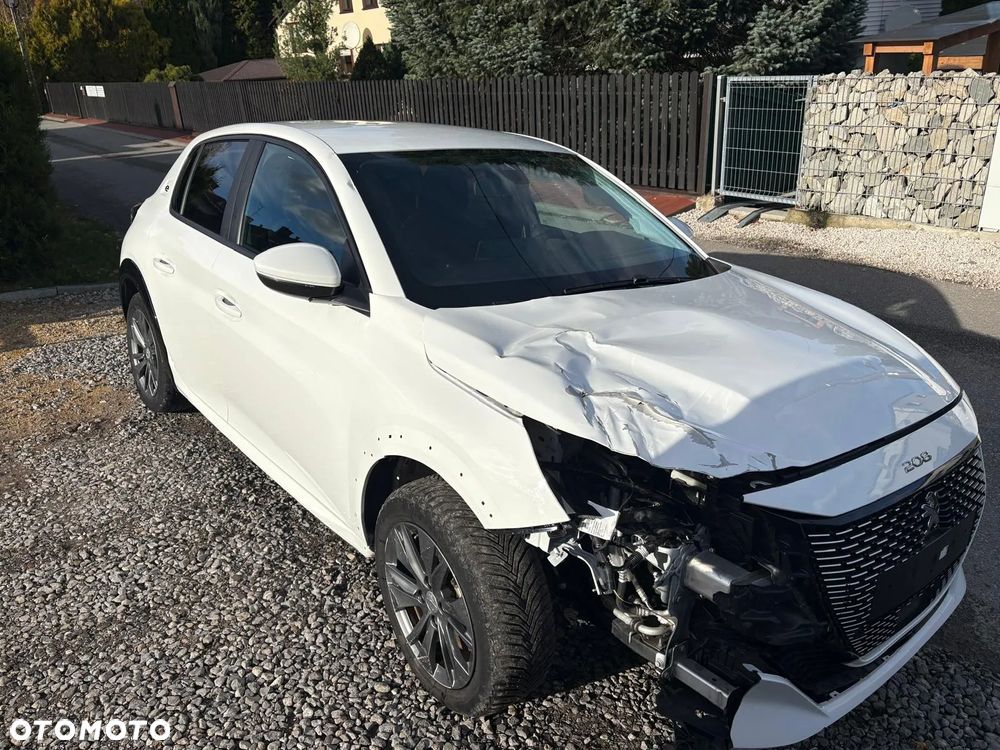 Peugeot 208 e-208 50kWh GT - 15