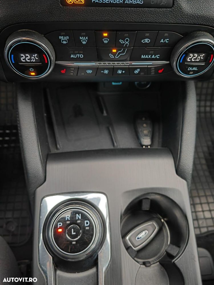 Ford Kuga - 16