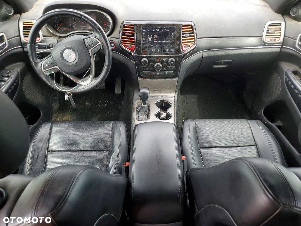 Jeep Grand Cherokee - 8