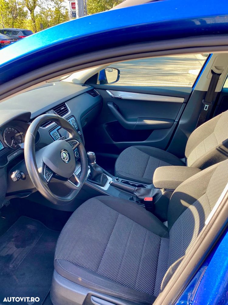 Skoda Octavia 2.0 TDI STYLE - 14