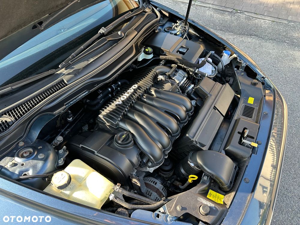 Volvo V50 2.4i Momentum - 34
