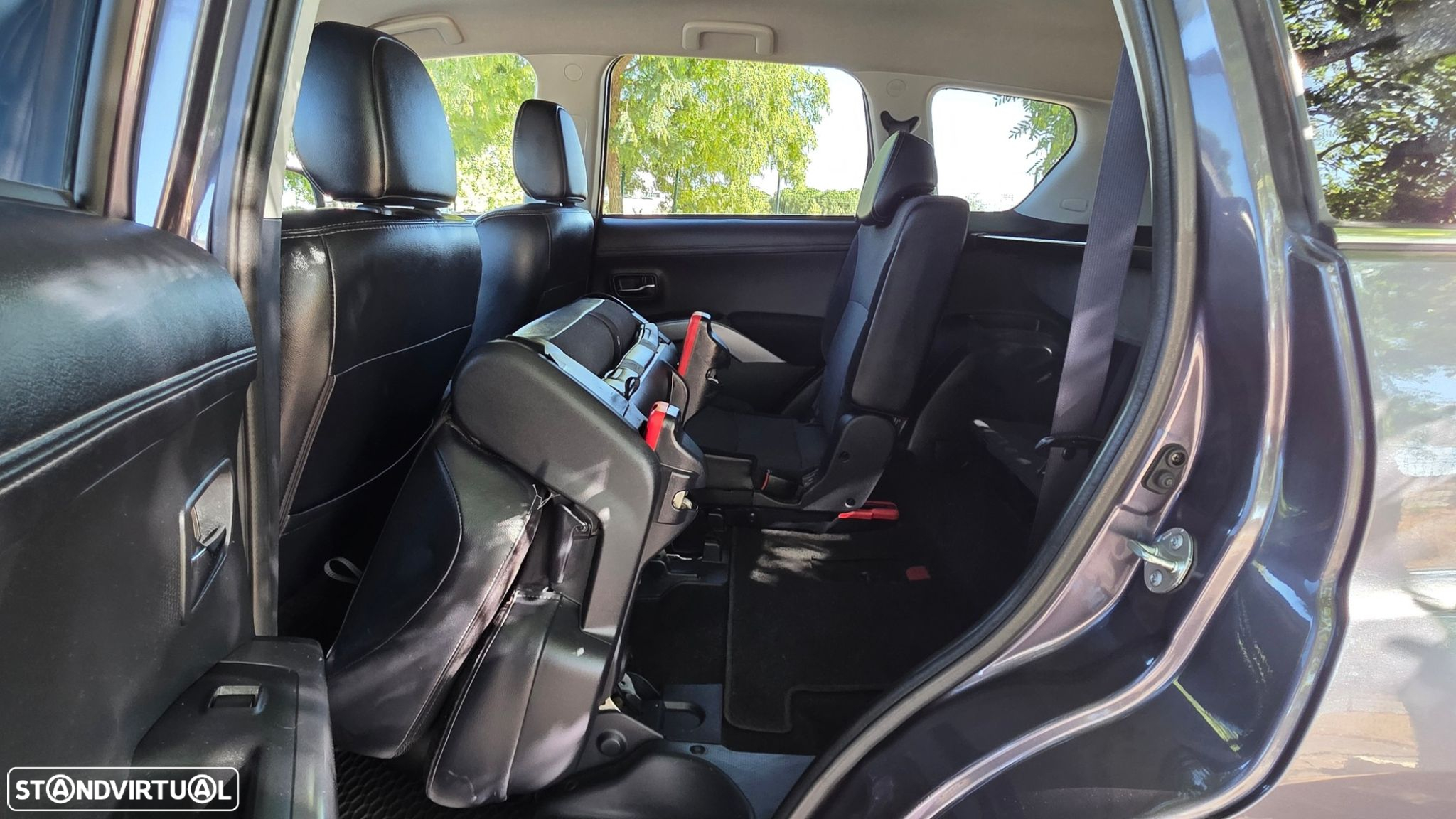Mitsubishi Outlander 2.2 DI-D Instyle - 26