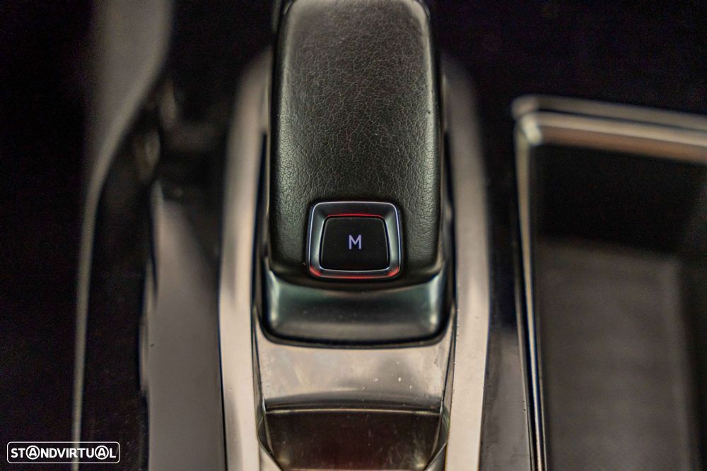 Peugeot 5008 1.2 PureTech Allure EAT6 - 30