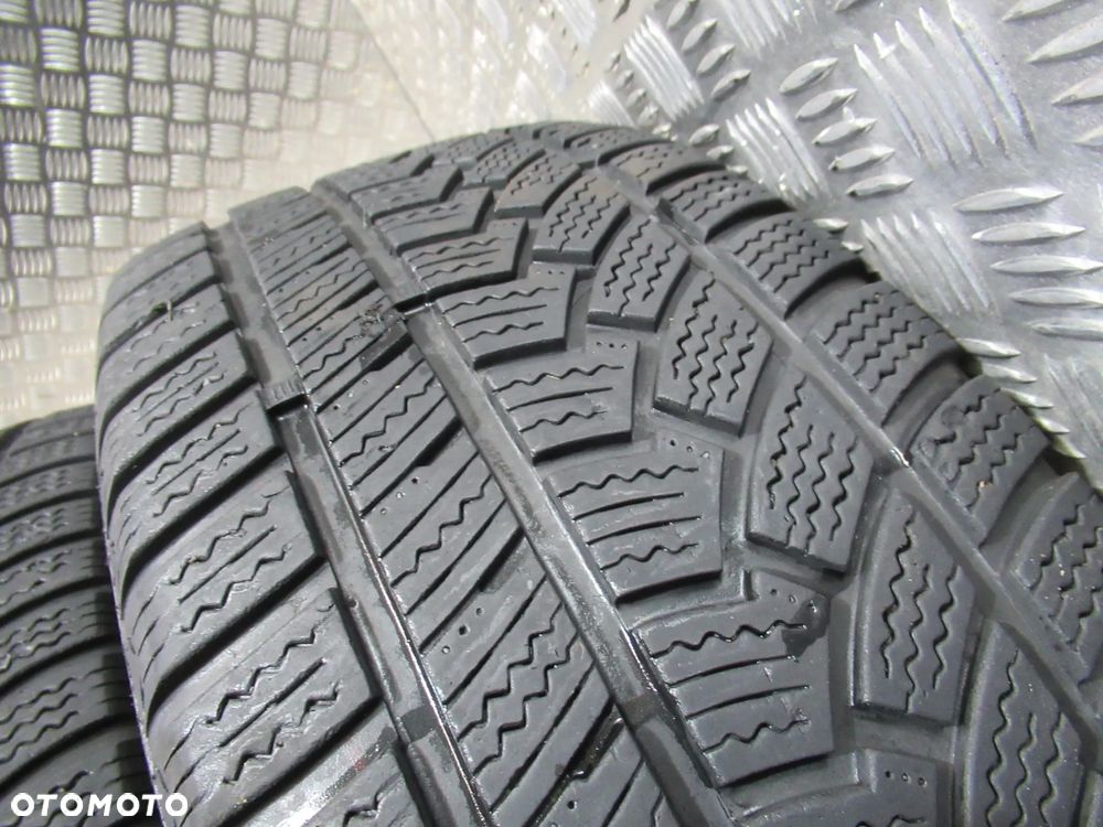 Koła Kia Sportage 7,5Jx18 et49,5 5x114,3 zima 7mm - 17