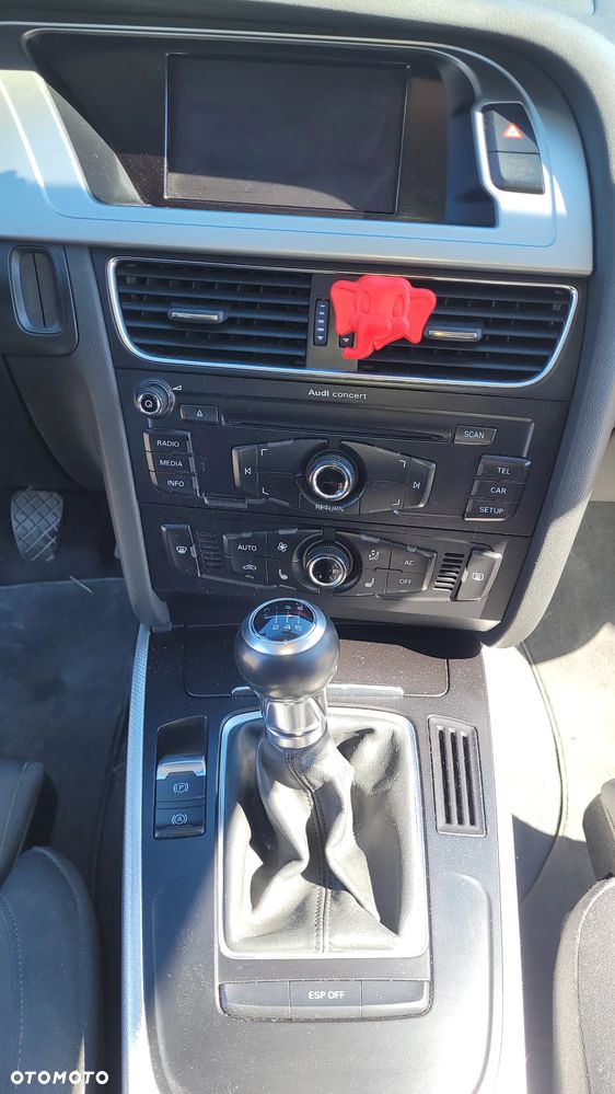 Audi A4 Limousine 1.8 TFSI quattro Ambition - 15