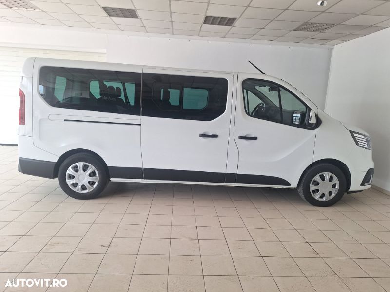 Renault Trafic 2.0 Blue dCi 150 S&S L2 8+1 Zen - 4