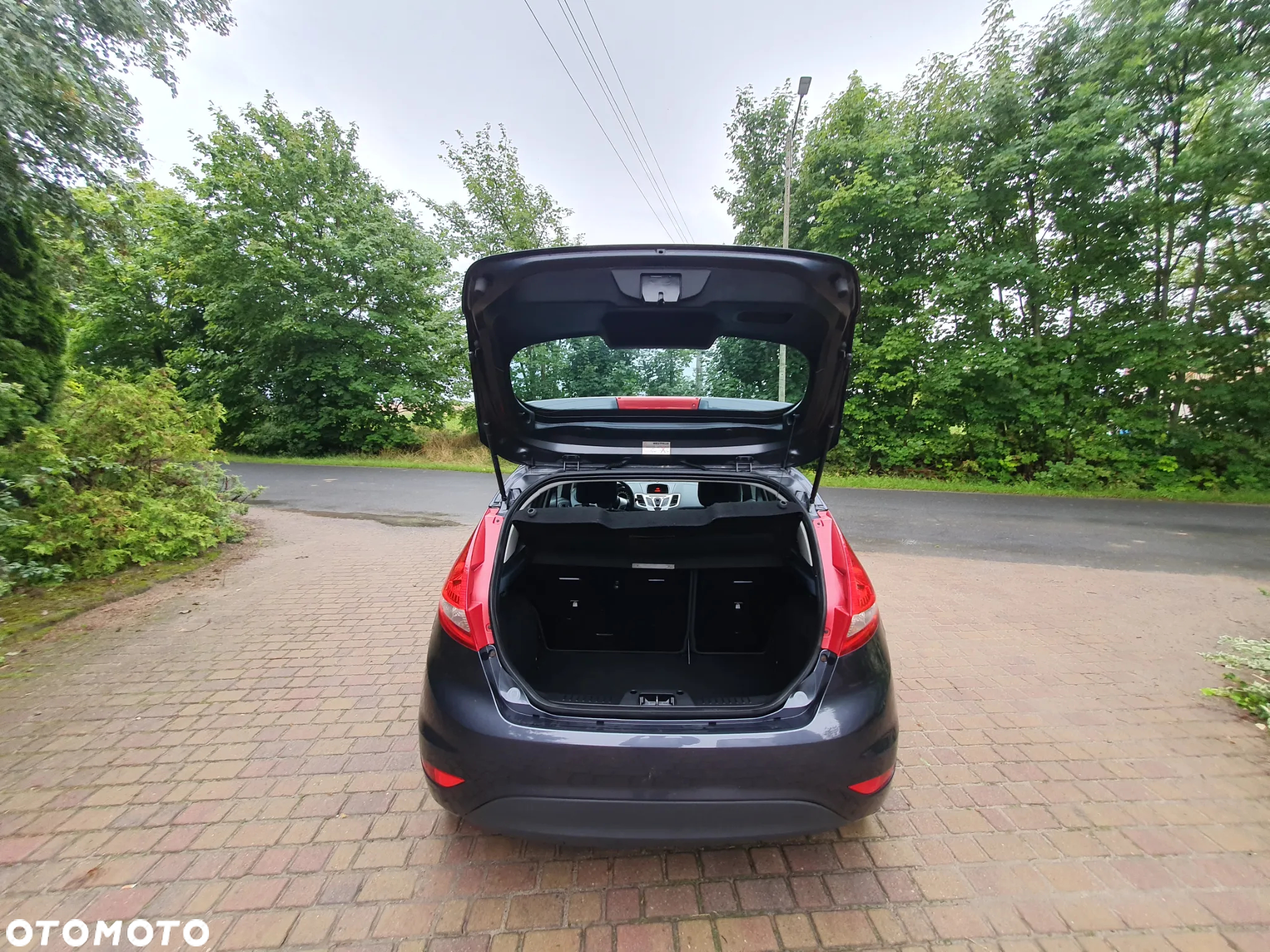 Ford Fiesta 1.4 Ghia - 8