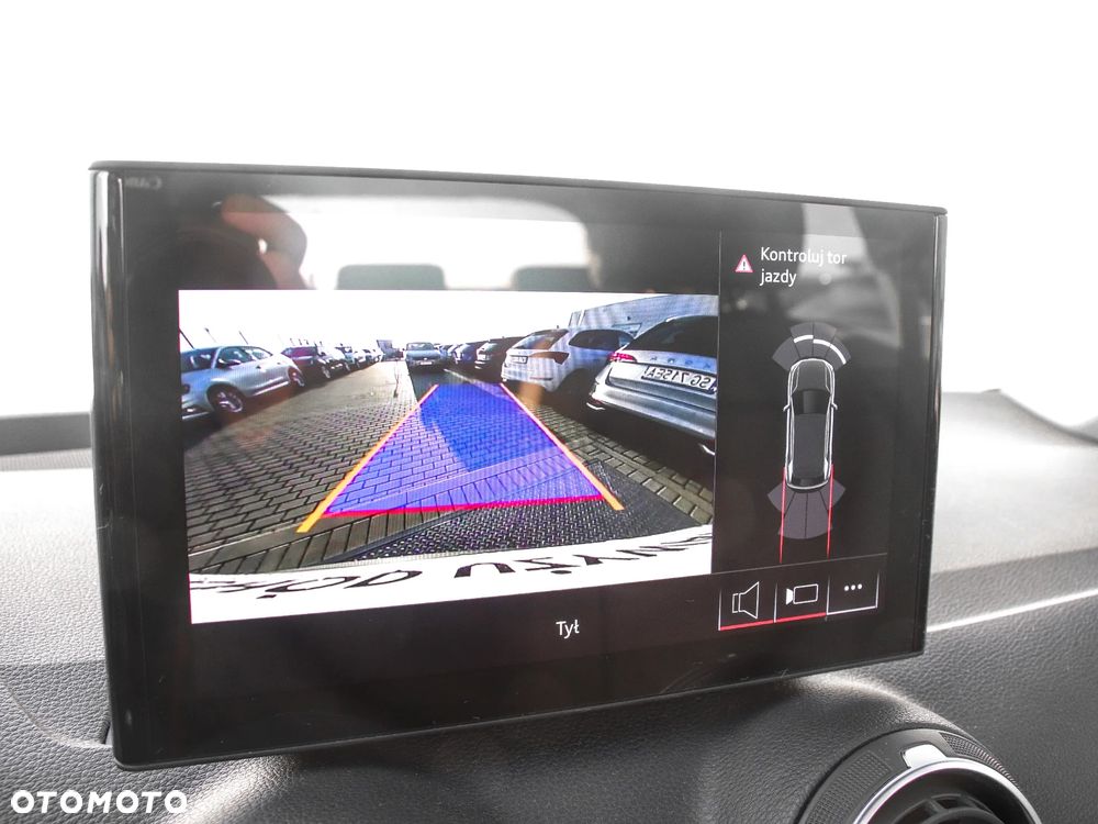 Audi Q2 30 TFSI - 17