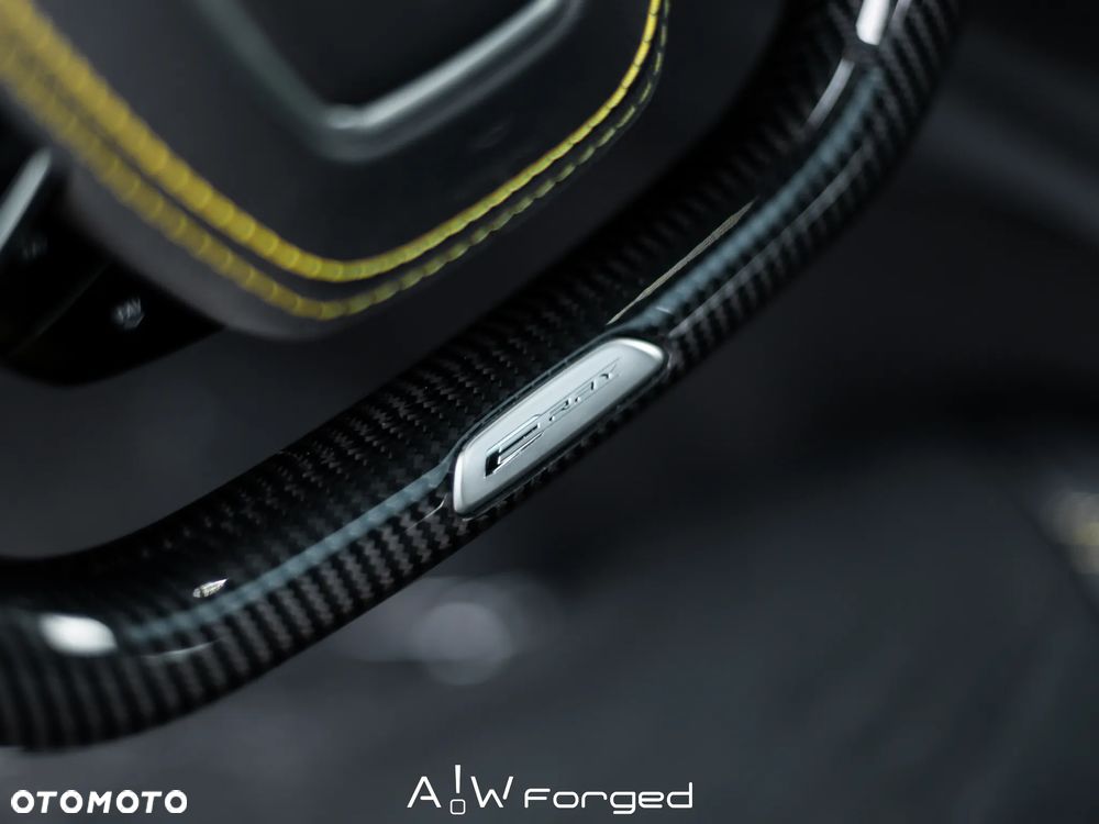 Chevrolet Corvette - 34