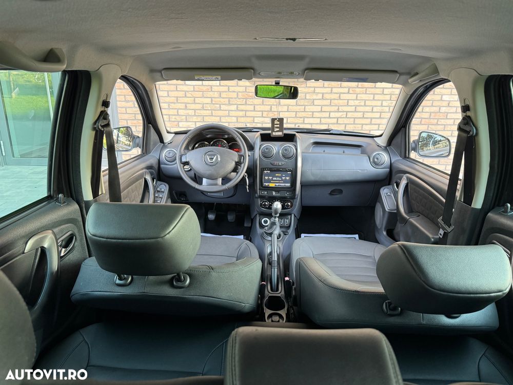 Dacia Duster 1.5 dCi 4x4 Prestige - 8