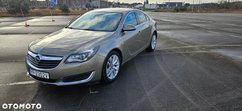 Opel Insignia - 2