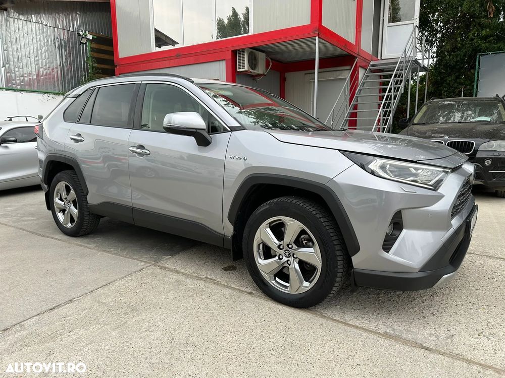 Toyota RAV4 - 3