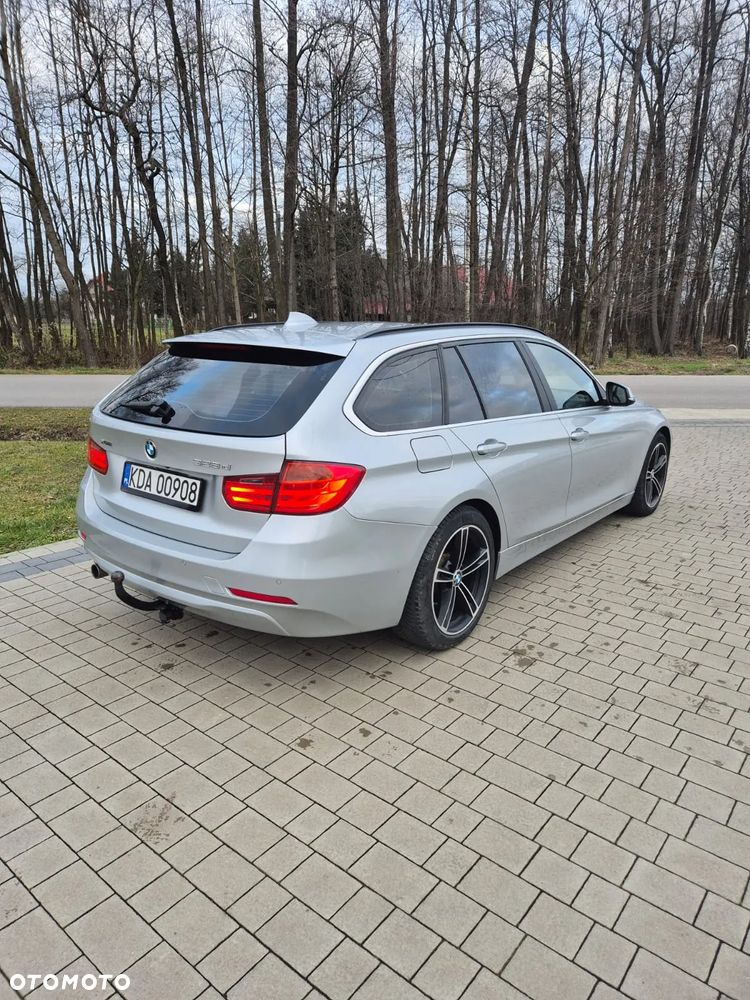 BMW Seria 3 320d xDrive Sport-Aut Sport Line - 3