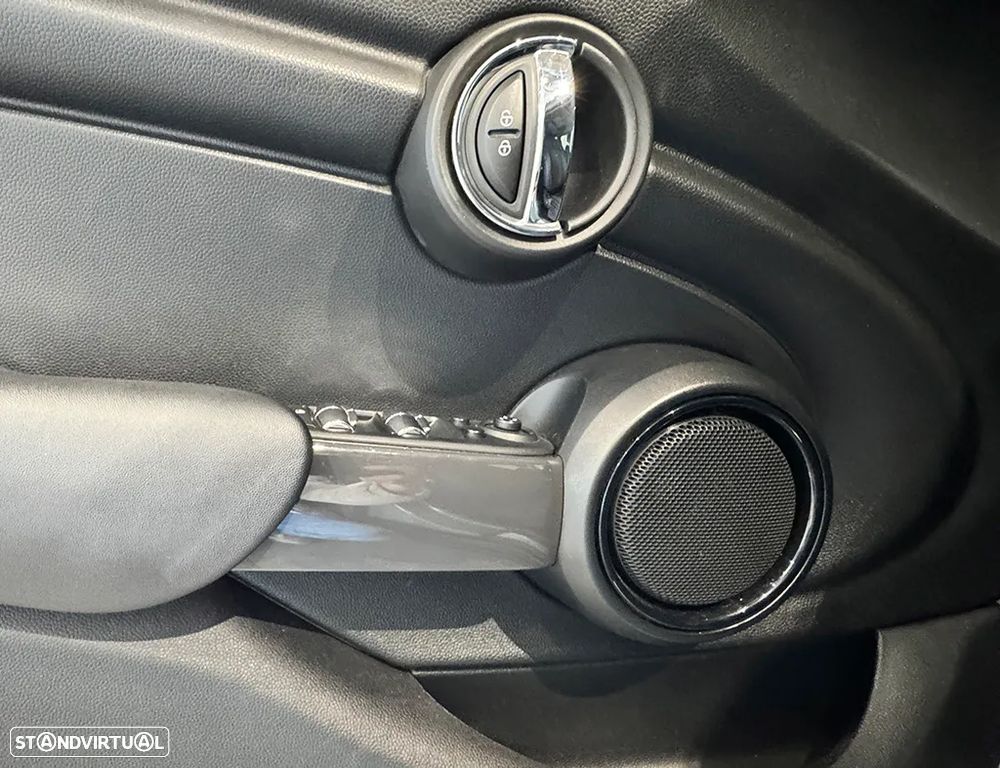 MINI 5 Portas One D - 10