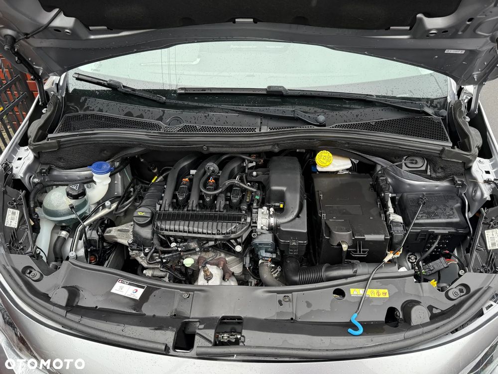 Peugeot 2008 - 10