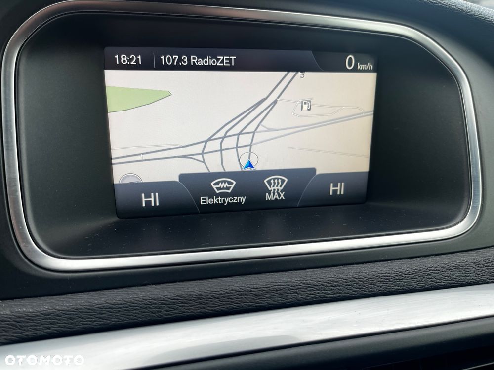 Volvo V40 D3 Summum - 27