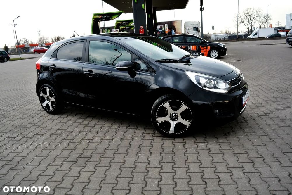 Kia Rio 1.2 Attract - 18