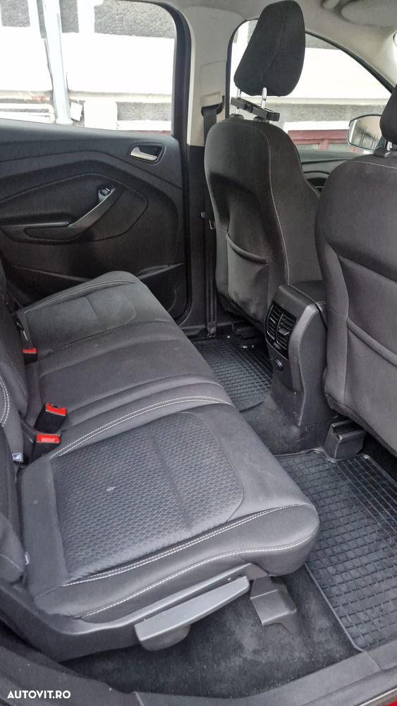 Ford Kuga - 15