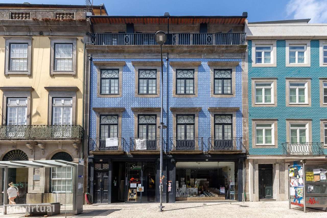 Apartamento  T0+1 -Edifício Histórico com Licença AL em Cedofeita -Loc - Grande imagem: 2/16