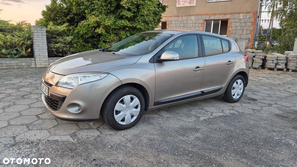Renault Megane - 11
