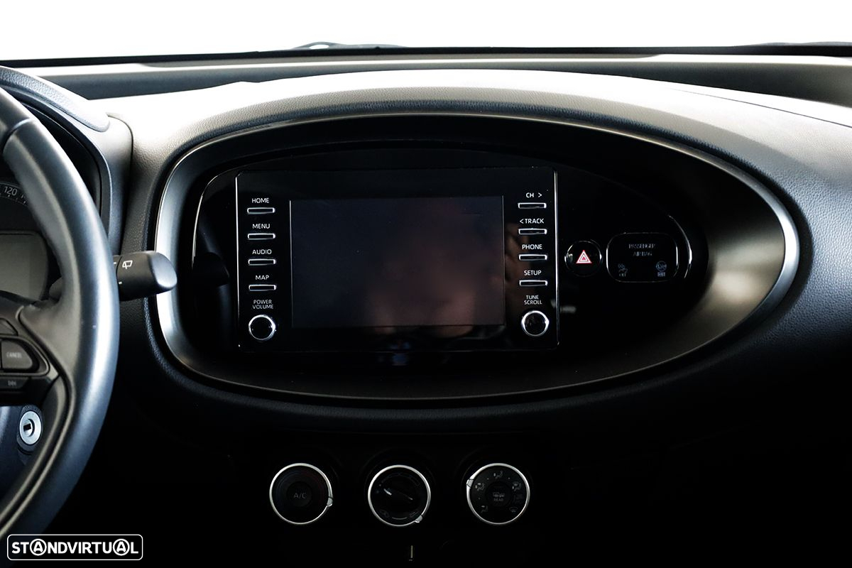 Toyota Aygo 1.0 X-Play - 9