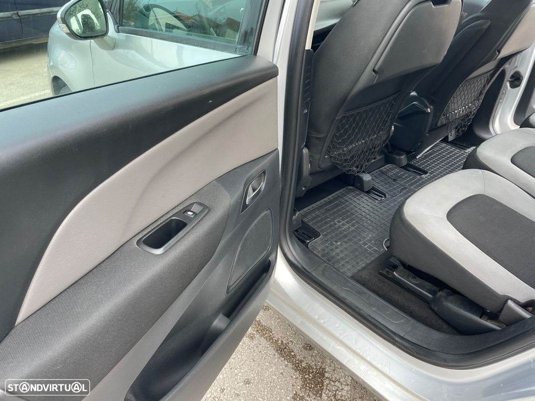 Citroën C4 Picasso 1.6 BlueHDi Attraction - 15