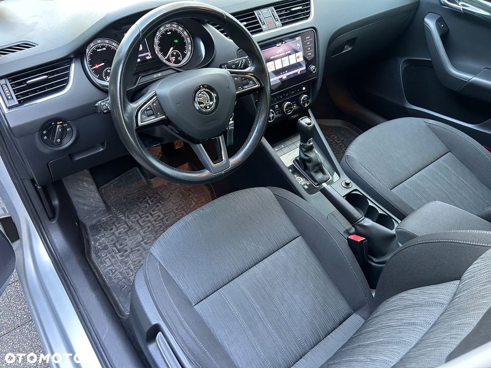 Skoda Octavia 2.0 TDI SCR Ambition DSG - 22