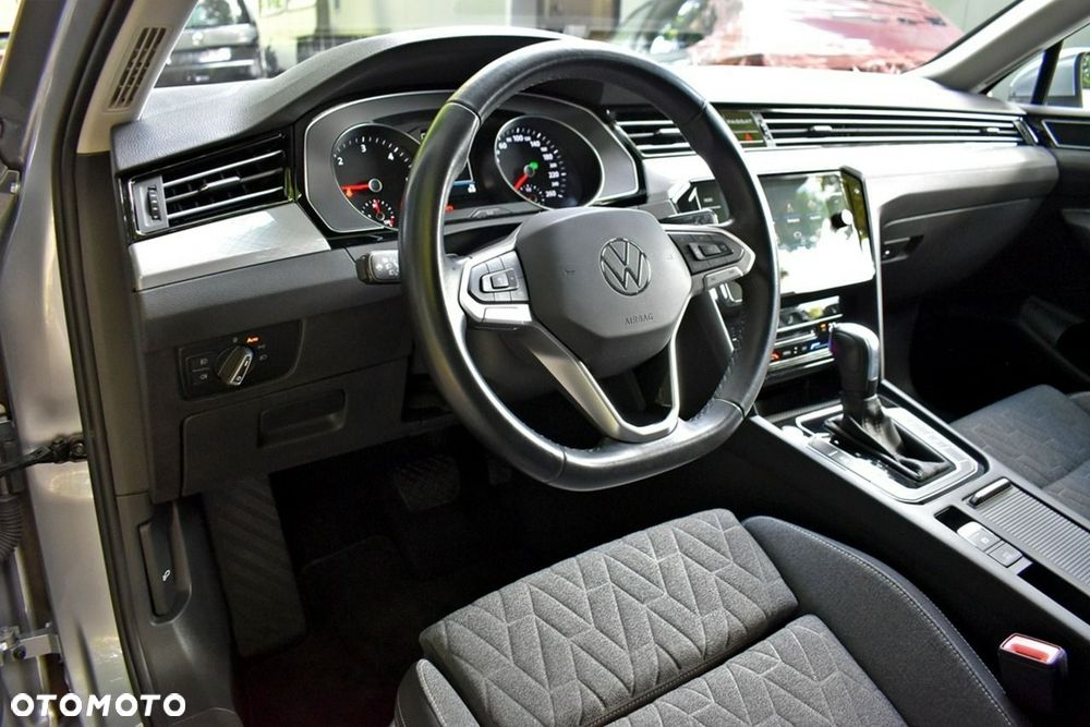 Volkswagen Passat Variant 2.0 TDI EVO Business DSG - 10